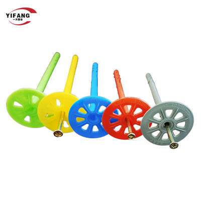 De muur bout 55mm Plastic Isolatieankers met Schroefbevestigingsmiddelen vast